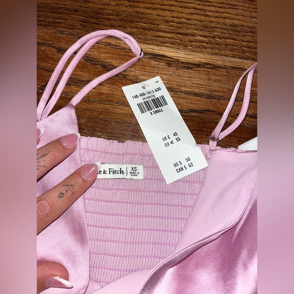 Abercrombie and Fitch cropped tank bundle - Picture 6 of 9